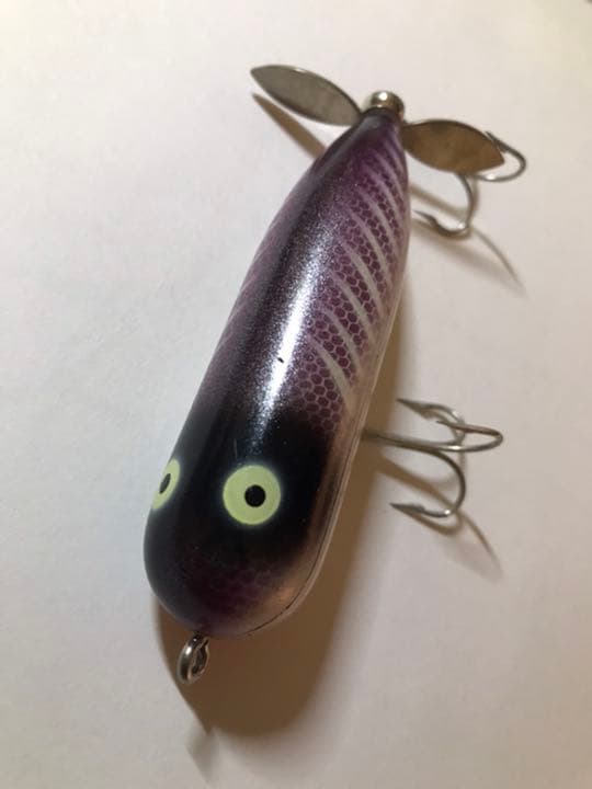 ヘドン　heddon マグナムトーピード。横破れ的目吹目