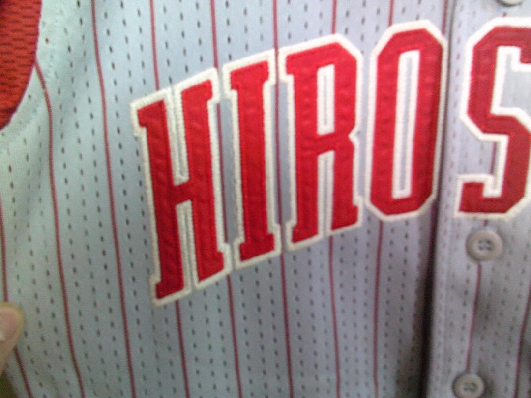 S灰赤２《貴重》デサント◇広島カープ　CARP　東出 輝裕２番　刺繍 ■プロ野球