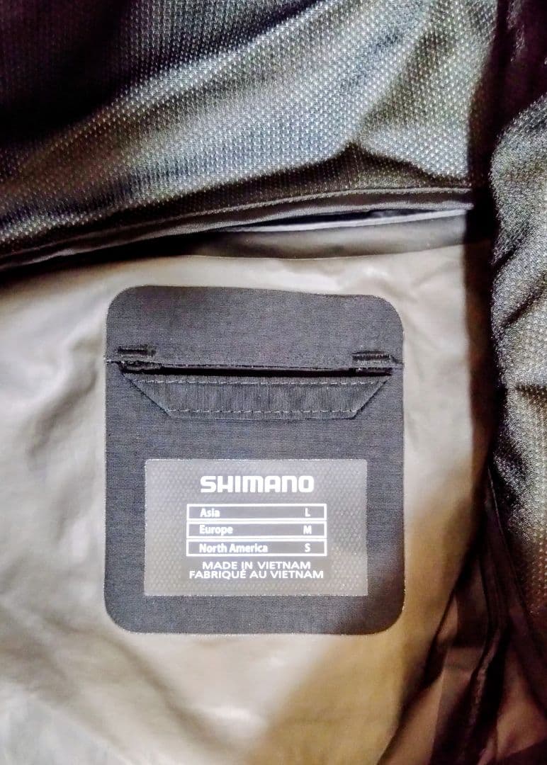 シマノ NEXUS・DS レインスーツ RA-125U ブラック　Lサイズ