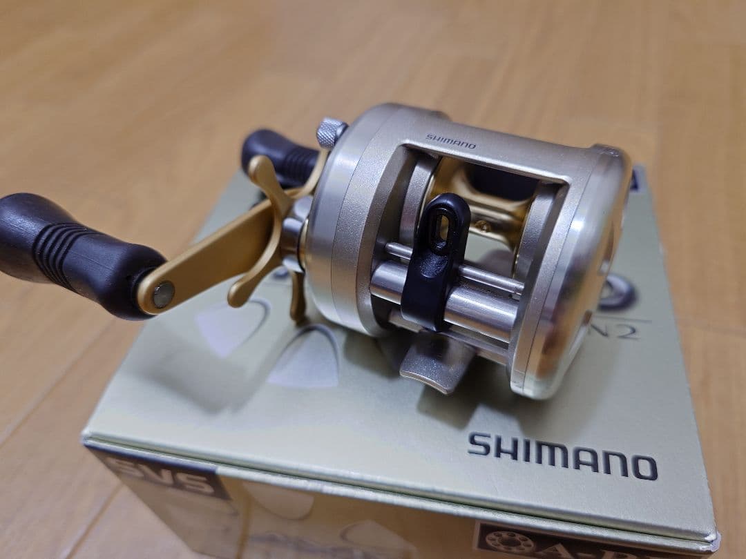 SHIMANO AXIS 100 VERSION 2 ベイトリール