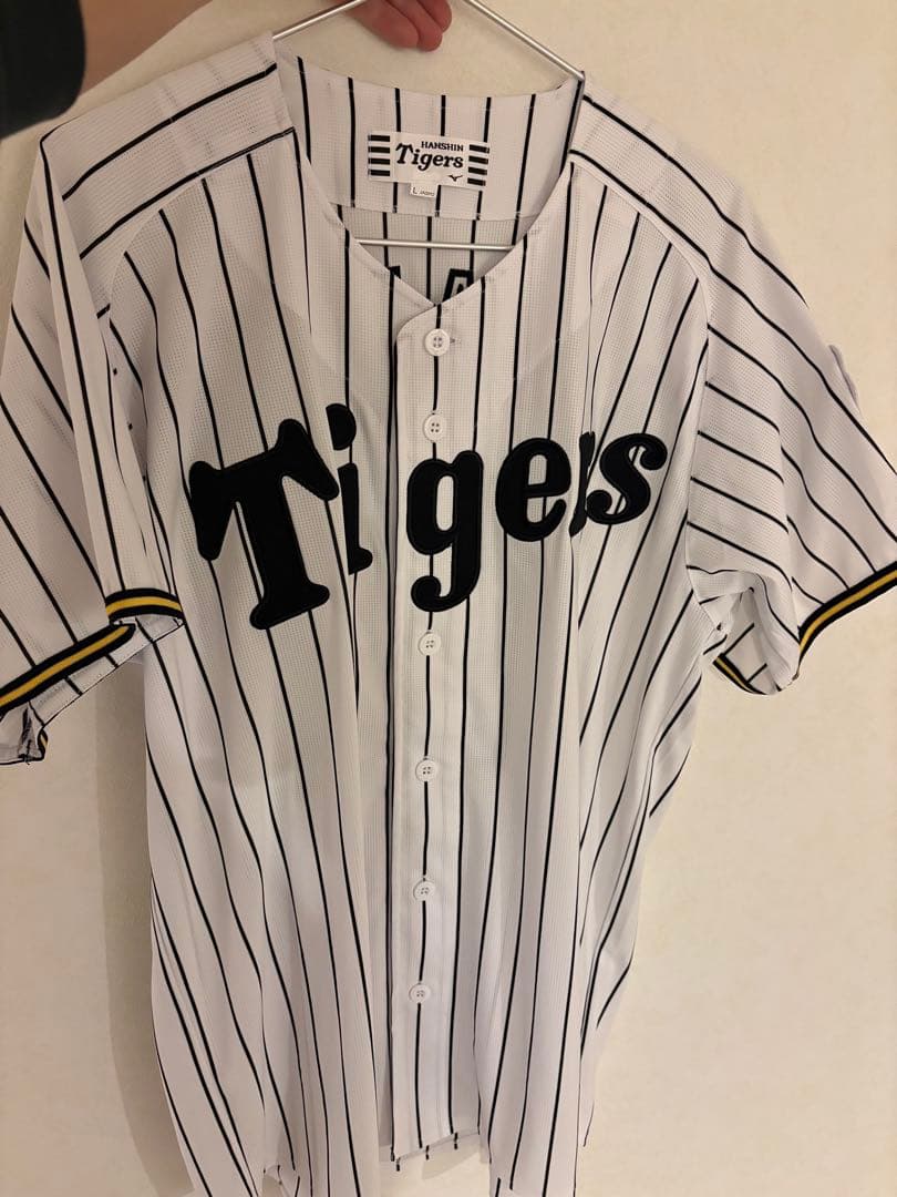 新品未使用　阪神タイガース 坂本誠志郎　ユニフォーム Lサイズ
