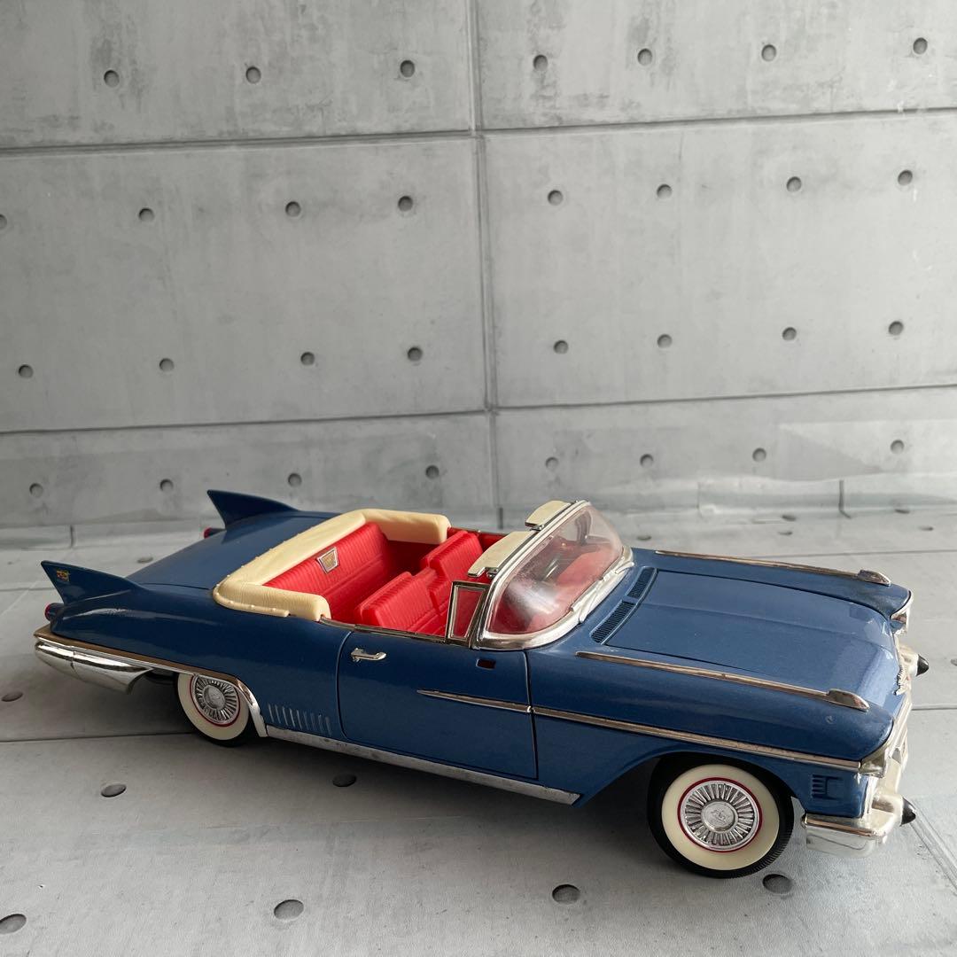 1958年型キャデラック エルドラド1／18大型
