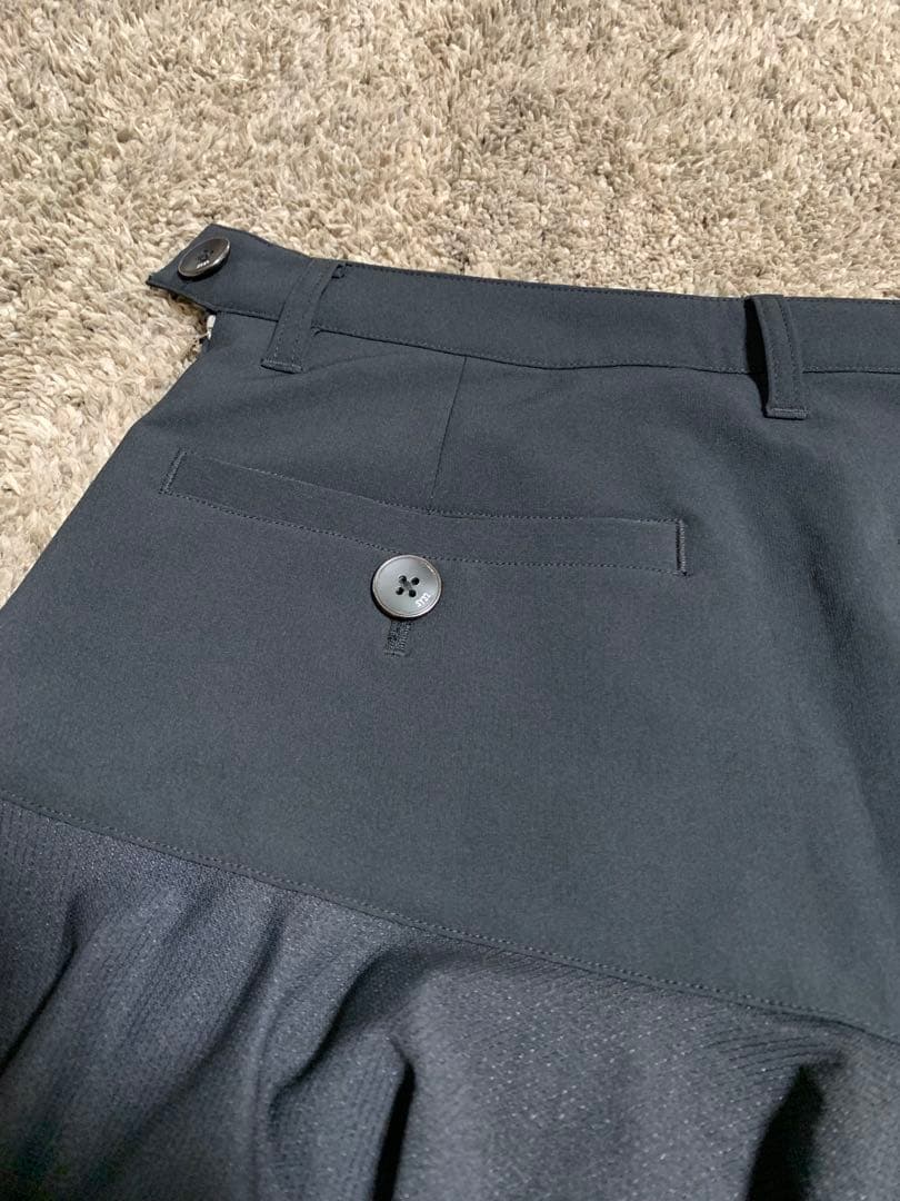 SY32BYSWEETYEARS ゴルフスカート フリル黒Mサイズ未使用に近い