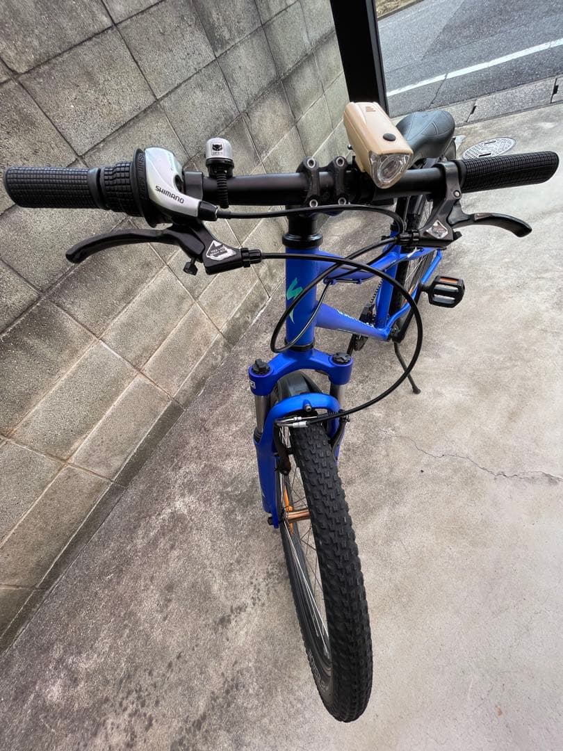 【よこ】スペシャライズドspecialized Hot Rock24ブルー