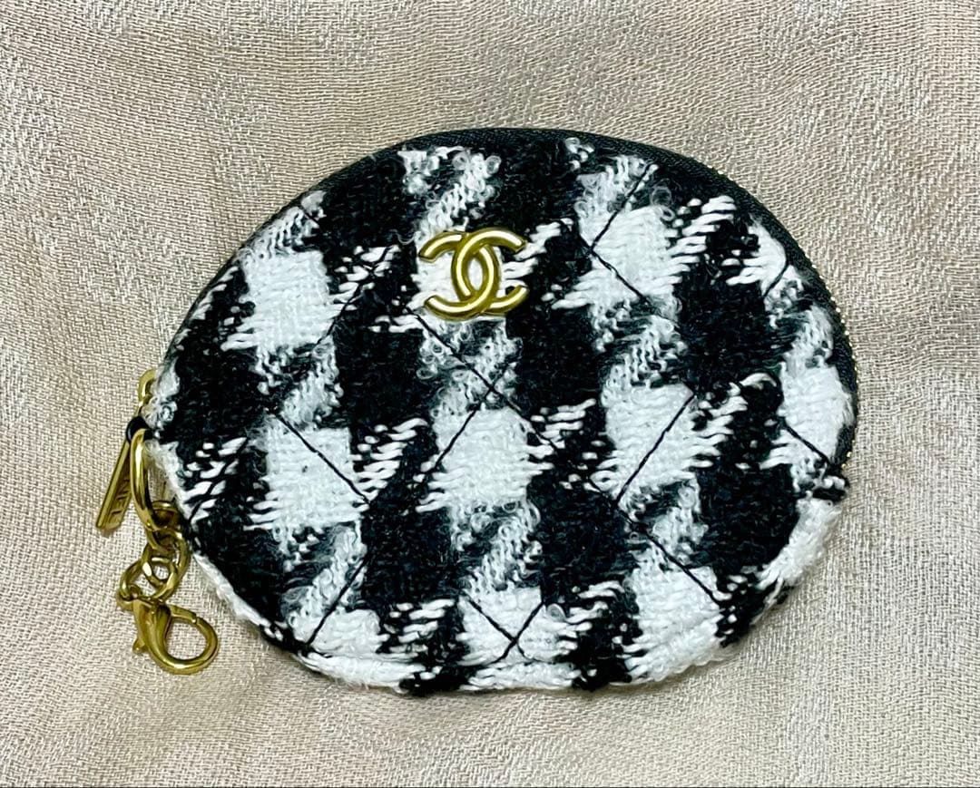 CHANEL スマホショルダーバッグ＆ミニ財布✨限定チャーム付き✨