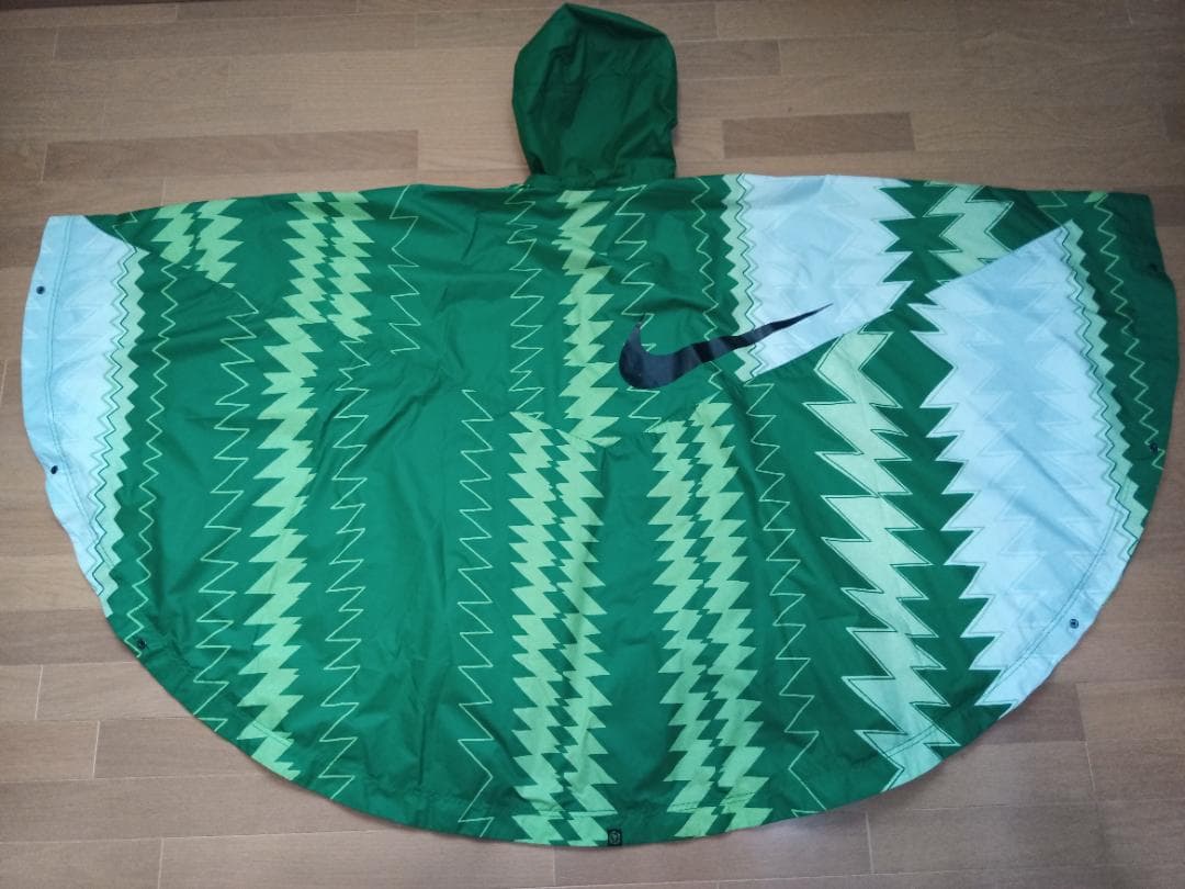 NIKE ナイジェリア ハーフジップ ウーブン ポンチョ タグ付き