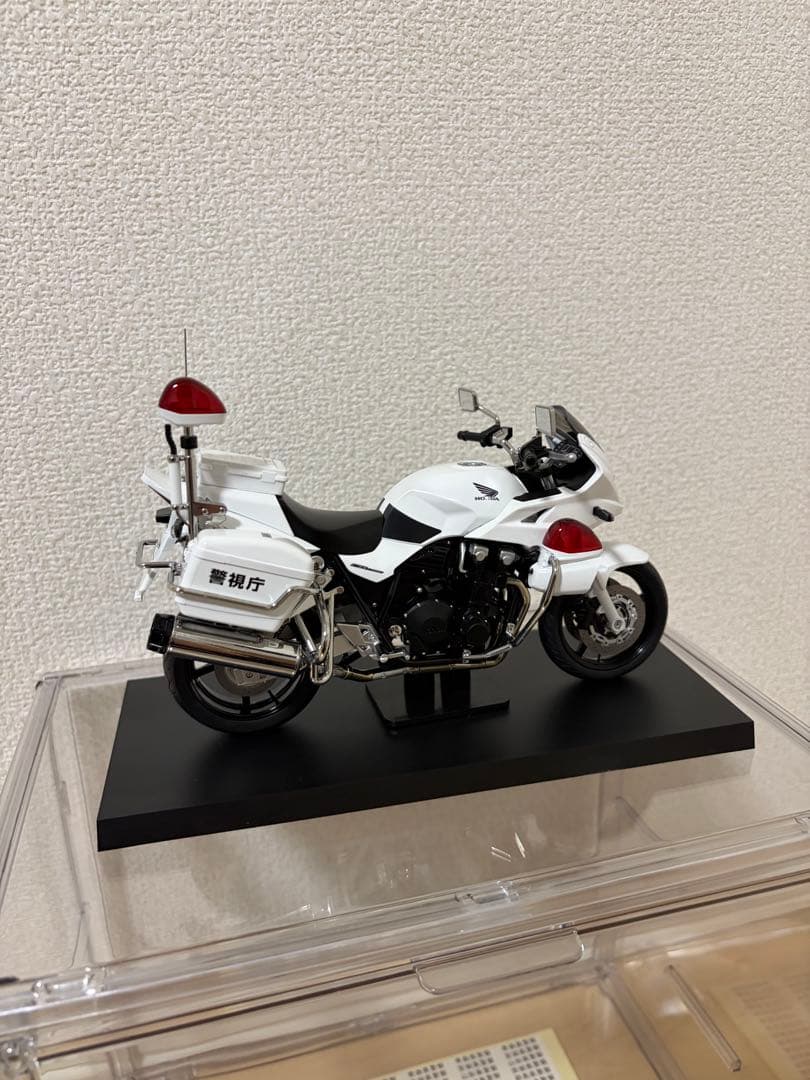 M*0様 【限定】3000台 HONDA CB1300P 白バイ新型 警察グッズ
