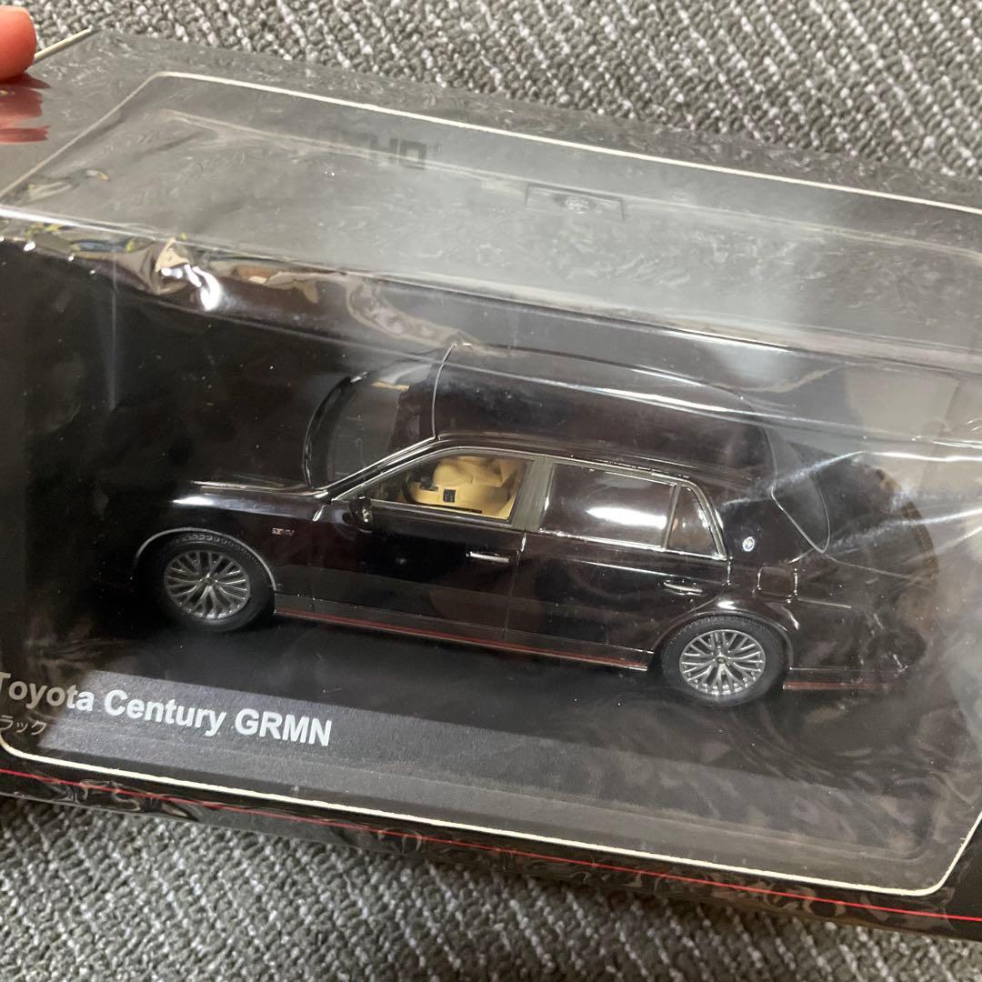 トヨタ センチュリーGRMN ブラック 1/64