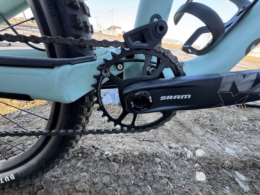 価格交渉可　specialized status160
