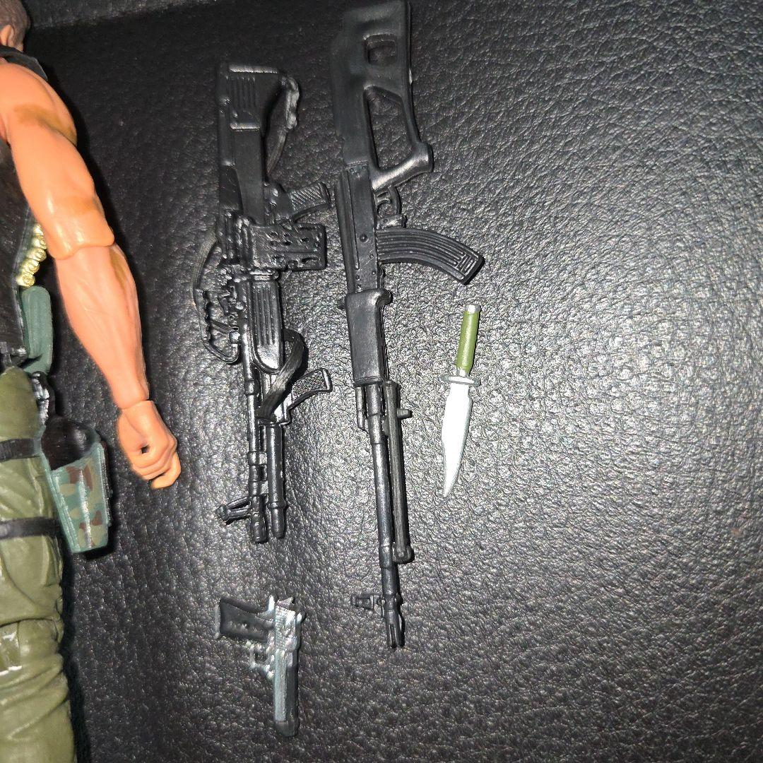 ＮＥＣＡ　コマンドー　30周年記念　シュワルツェ•ネッガー　アクションフィギュア