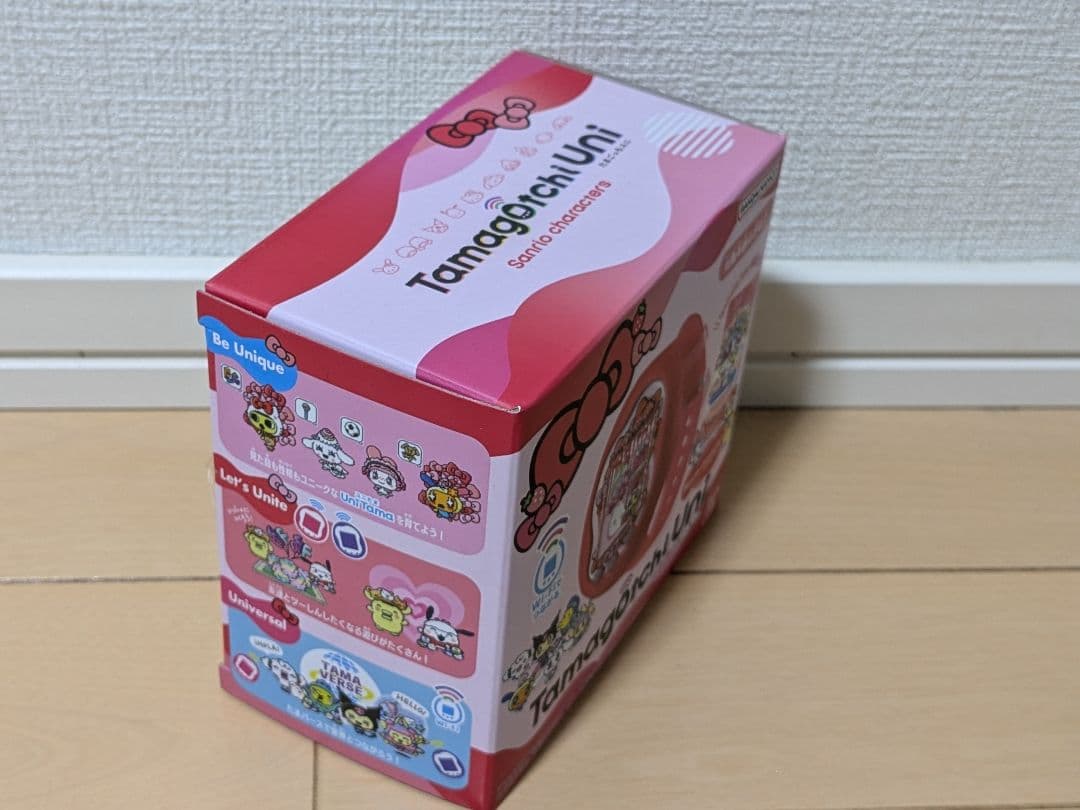バンダイ Tamagotchi Uni サンリオキャラクターズ