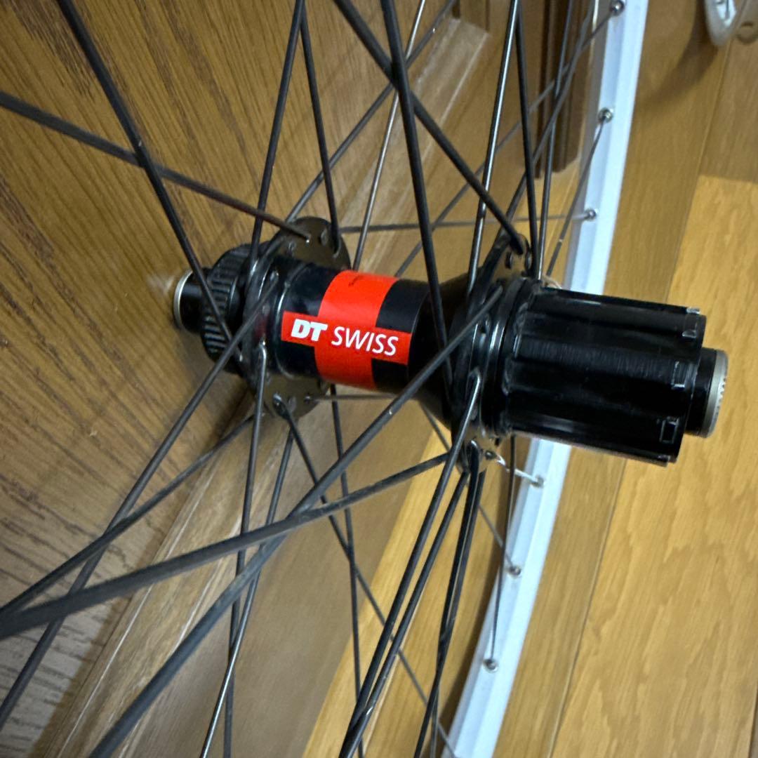 DT SWISS 240s MTBクロスカントリーホイール 26インチ
