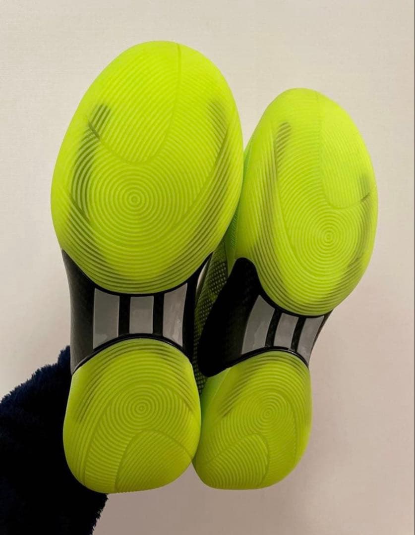 adidas、D.O.N. Issue 6、27.5センチ