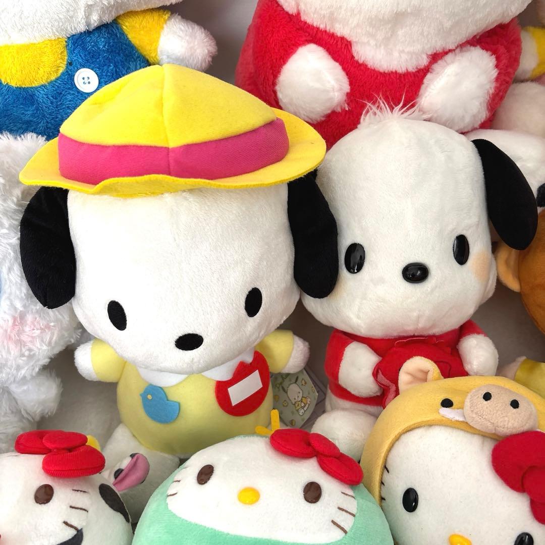 【サンリオ】キティ　マイメロ　クロミ　シナモ　ポチャッコ他　ぬいぐるみ　45点