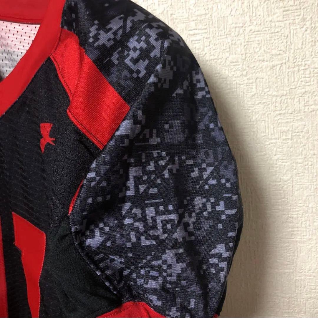 アンダーアーマーカレッジボウル代表ユニフォーム