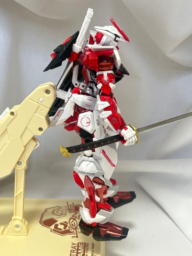L BUILD ガンダムアストレイ レッドフレーム メタルビルド