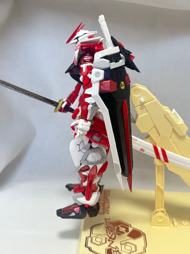 L BUILD ガンダムアストレイ レッドフレーム メタルビルド