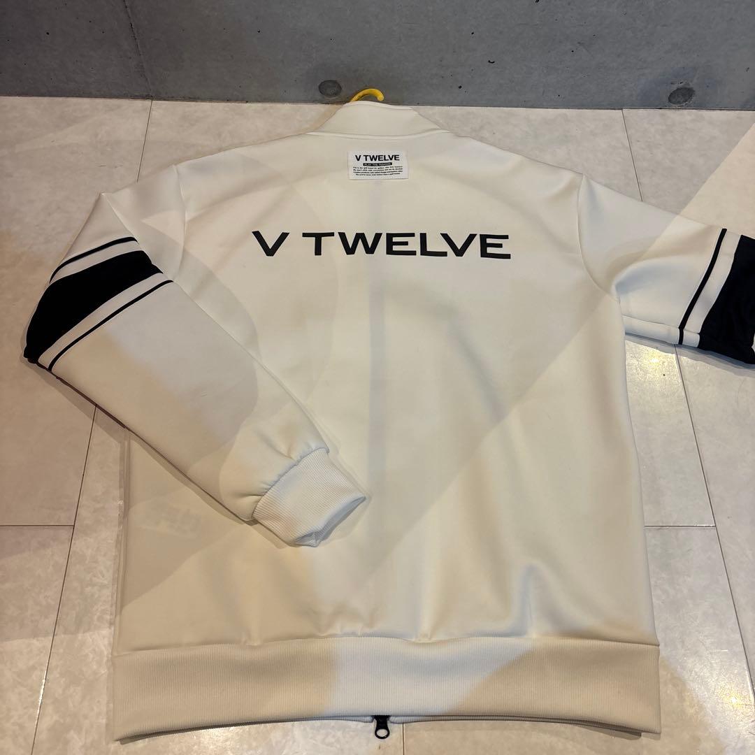 V TWELVE ホワイト ジップアップジャケット