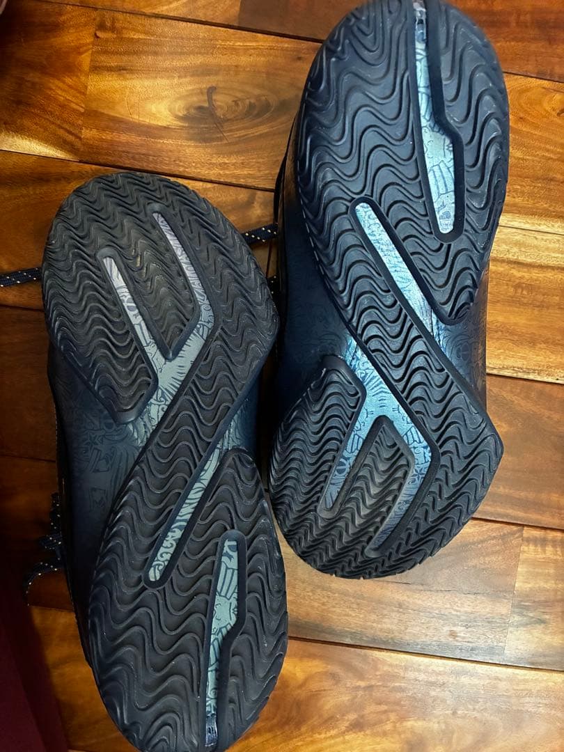 NIKE レブロン23