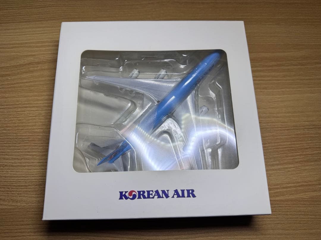 大韓航空　Korean Air 747-8 ダイキャスト1/400