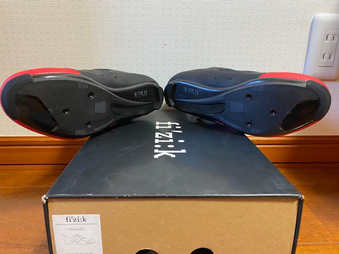 【たつです】新品未使用　fizik R4TRANSIRO EU38.5
