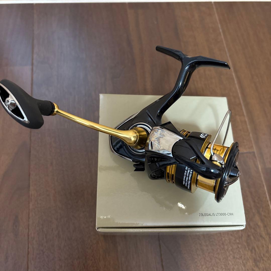 23Daiwa LEGALIS LT3000-CXH スピニングリール