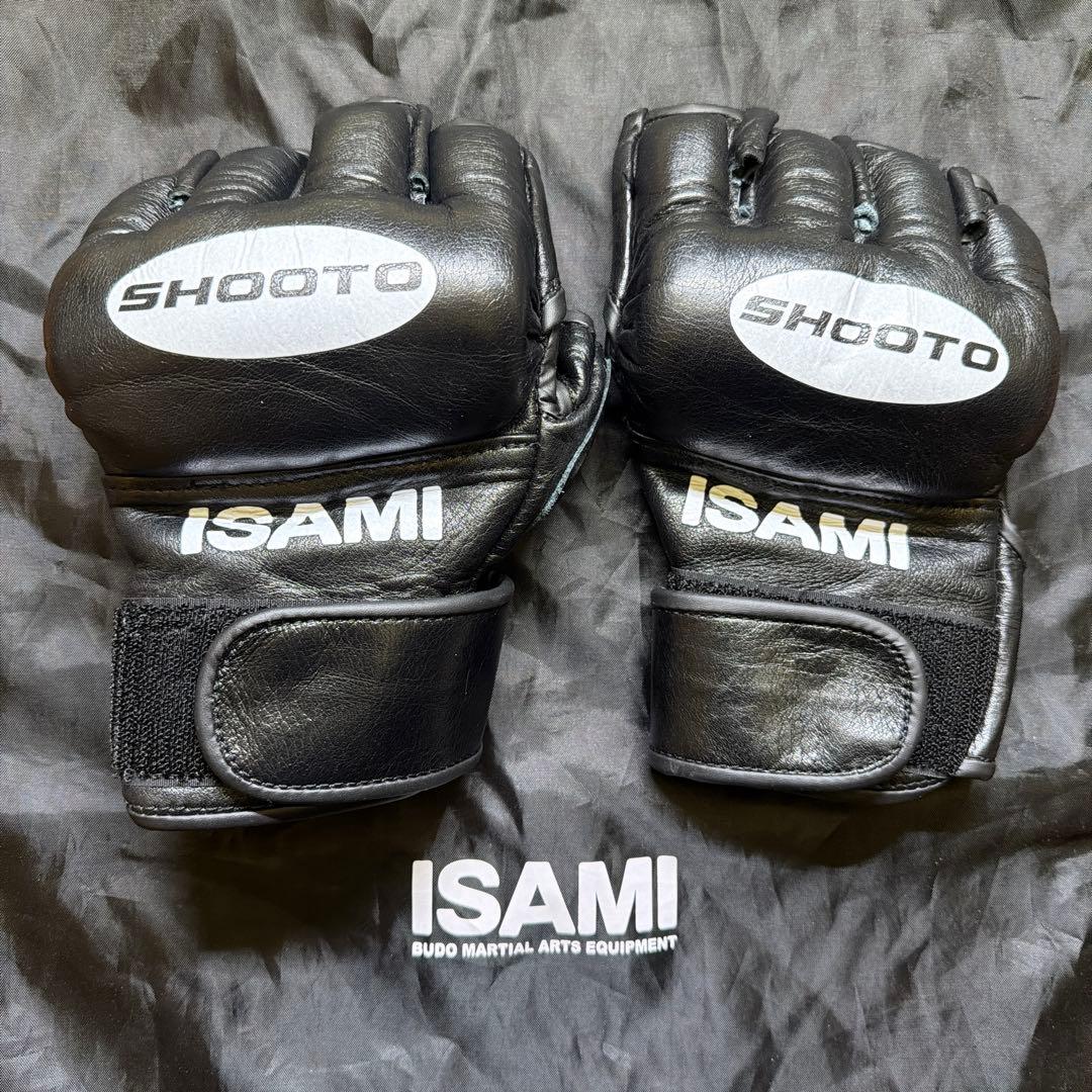 ISAMIイサミ 修斗オープンフィンガーグローブ最終値下げ