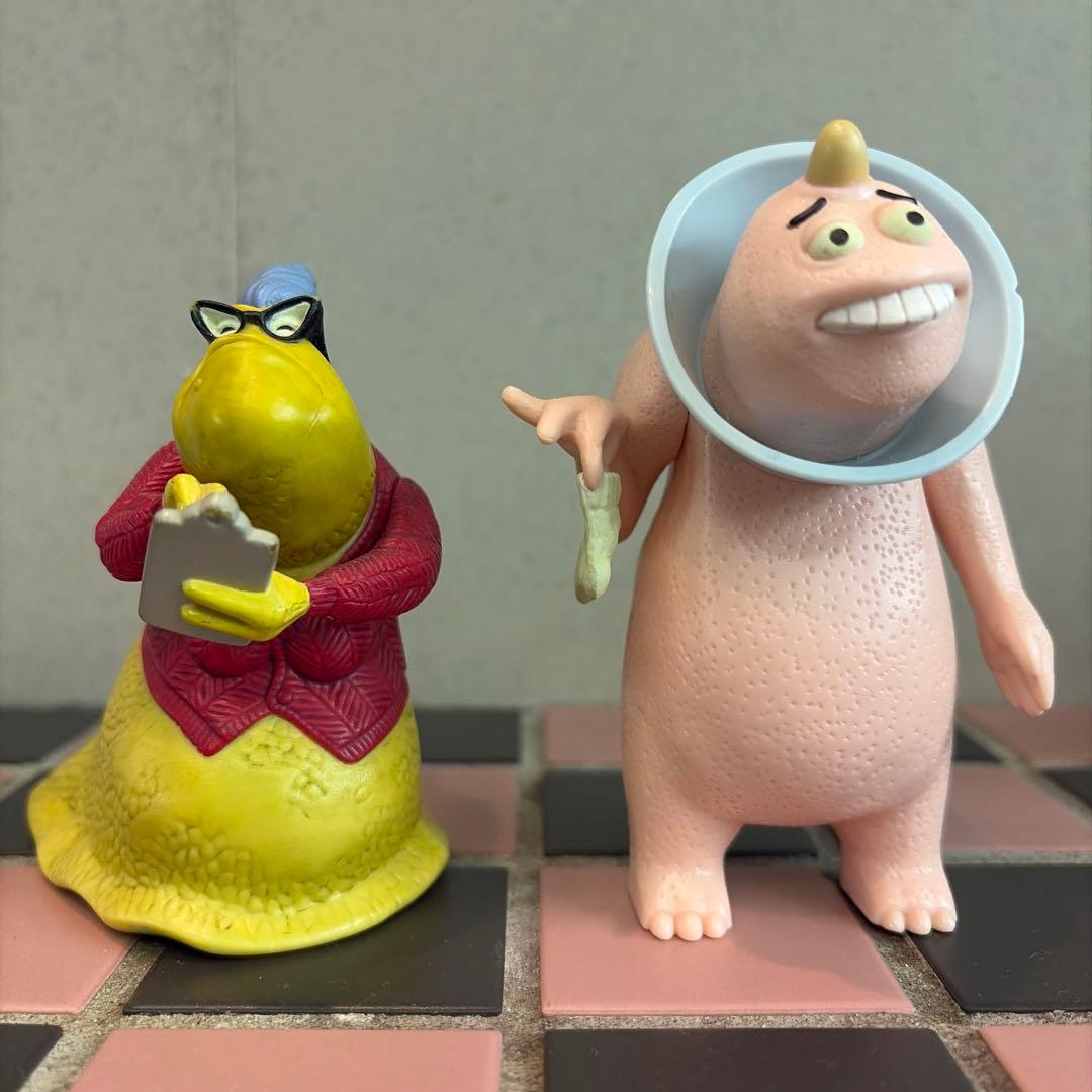 モンスターズインク　5体　ディズニー　ピクサー ファギュア