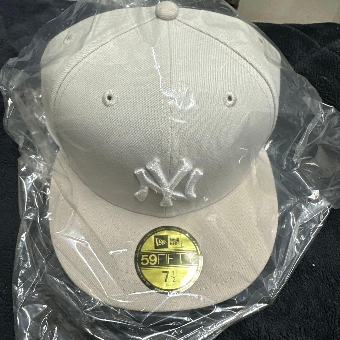 New Era ニューヨーク・ヤンキース 59FIFTY ベージュキャップ712