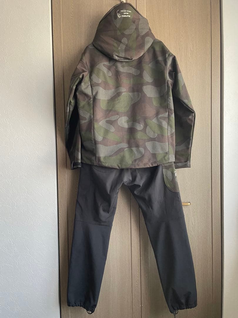 マズメ　ウィンドカットジャケット迷彩ウィンドカットパンツ黒の上下セット　美品