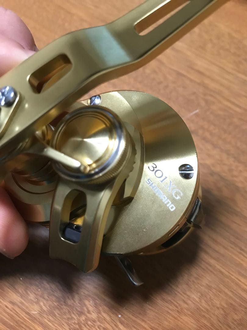 シマノ　22オシアコンクエスト301xg 1度使用