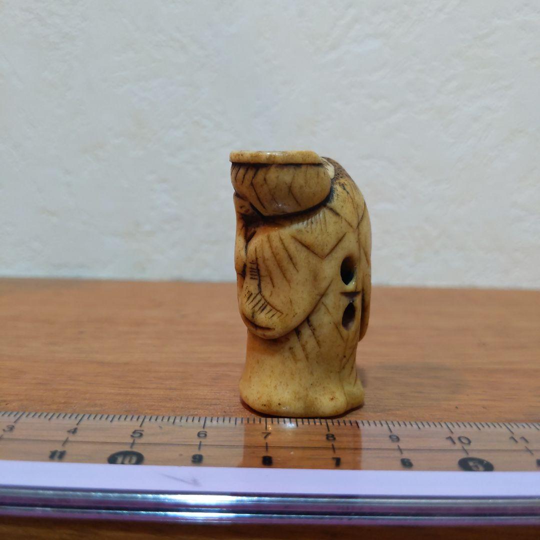 時代提物 根付 天然素材【仙人】高さ約4.5cm 横幅約2.5cm 重25ｇ