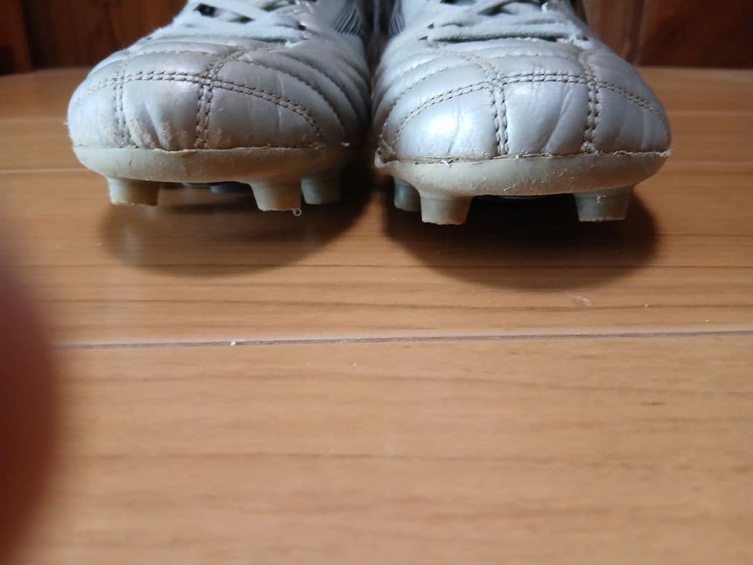 l*x様 Mizuno モレリア　ネオ3　シルバー スパイク
