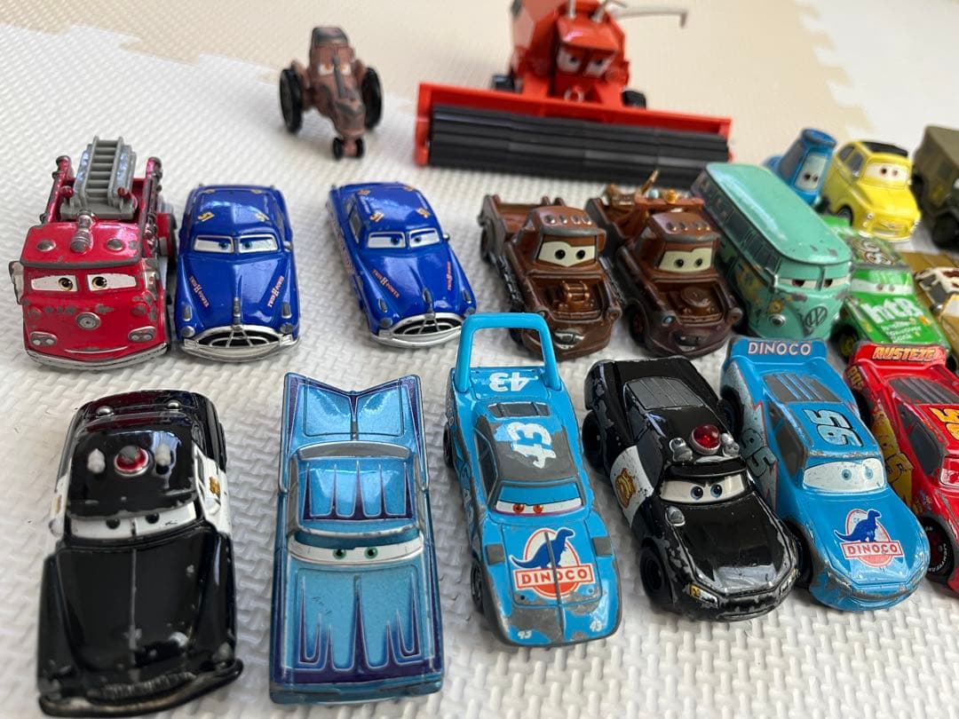 カーズ ミニカー 66台セット