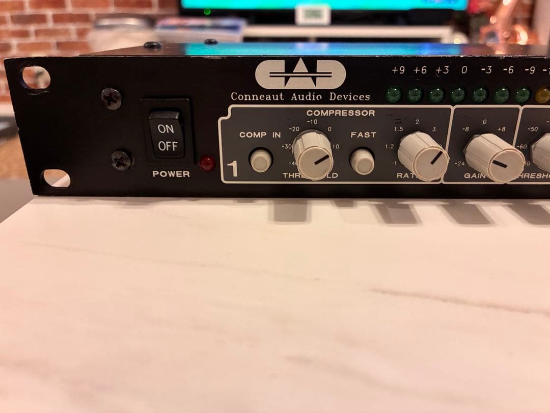CAD CGM-2 CHAMP コンプレッサー　B'z TAK 松本