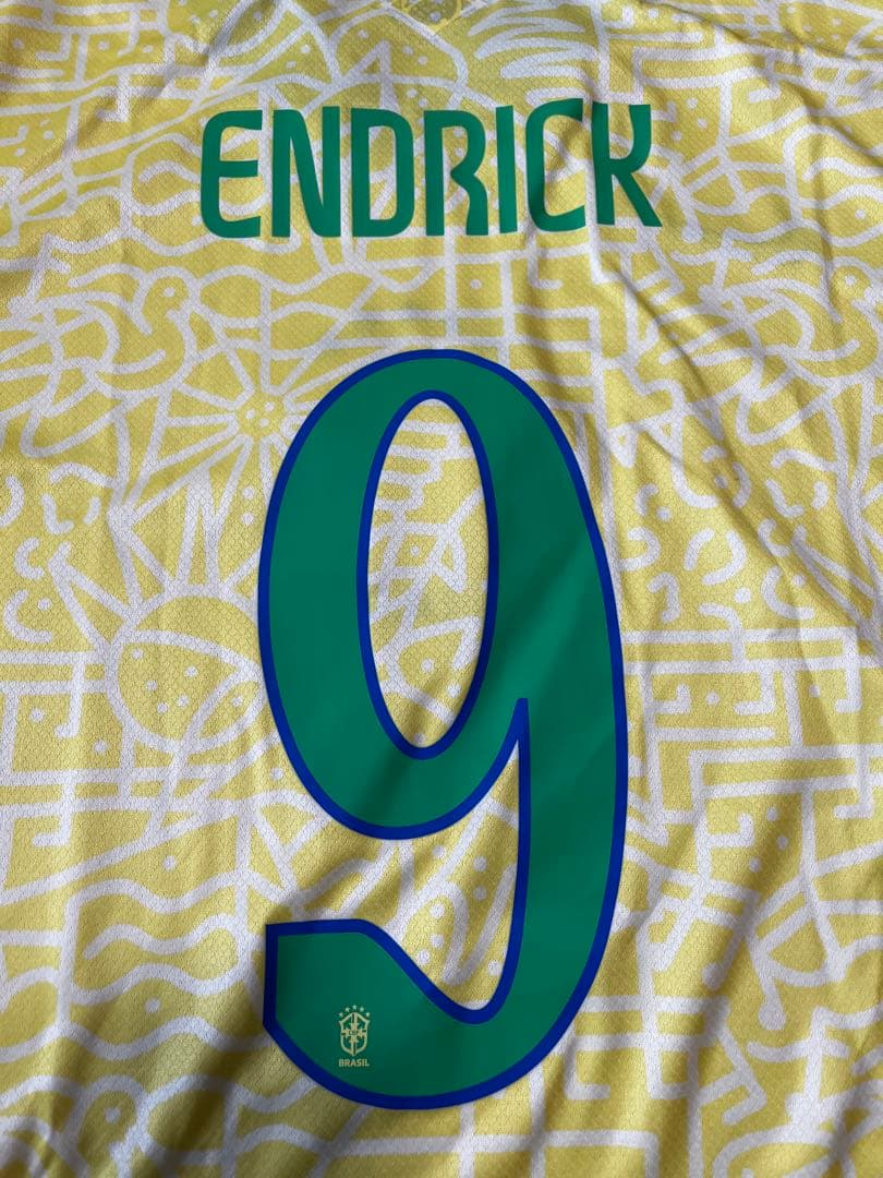新品未使用　ブラジル代表　エンドリッキ　ユニフォーム　2XL NIKE