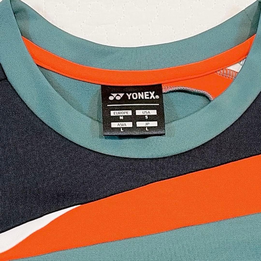 美品　YONEX ライトトレーナー完売品