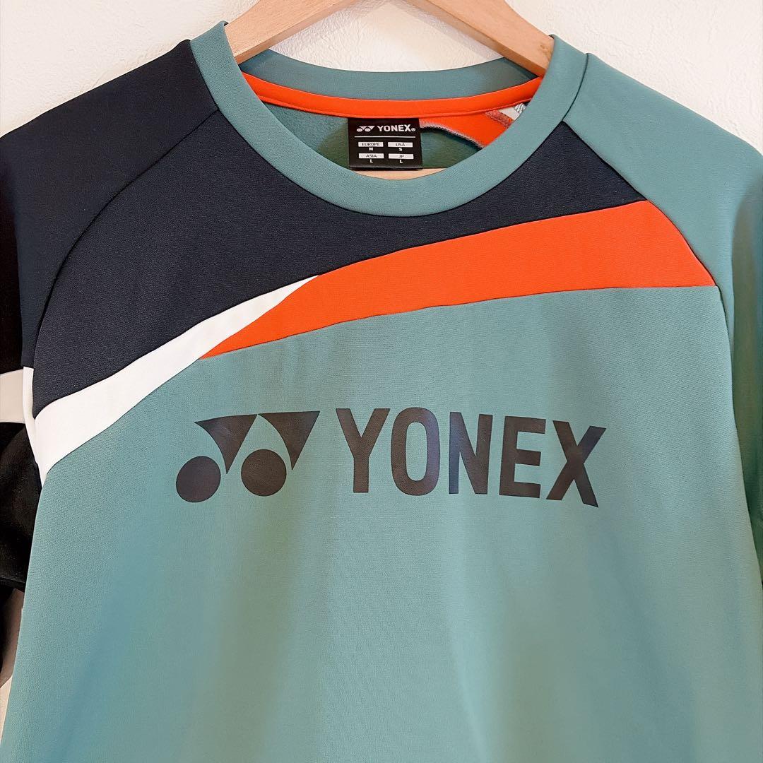美品　YONEX ライトトレーナー完売品