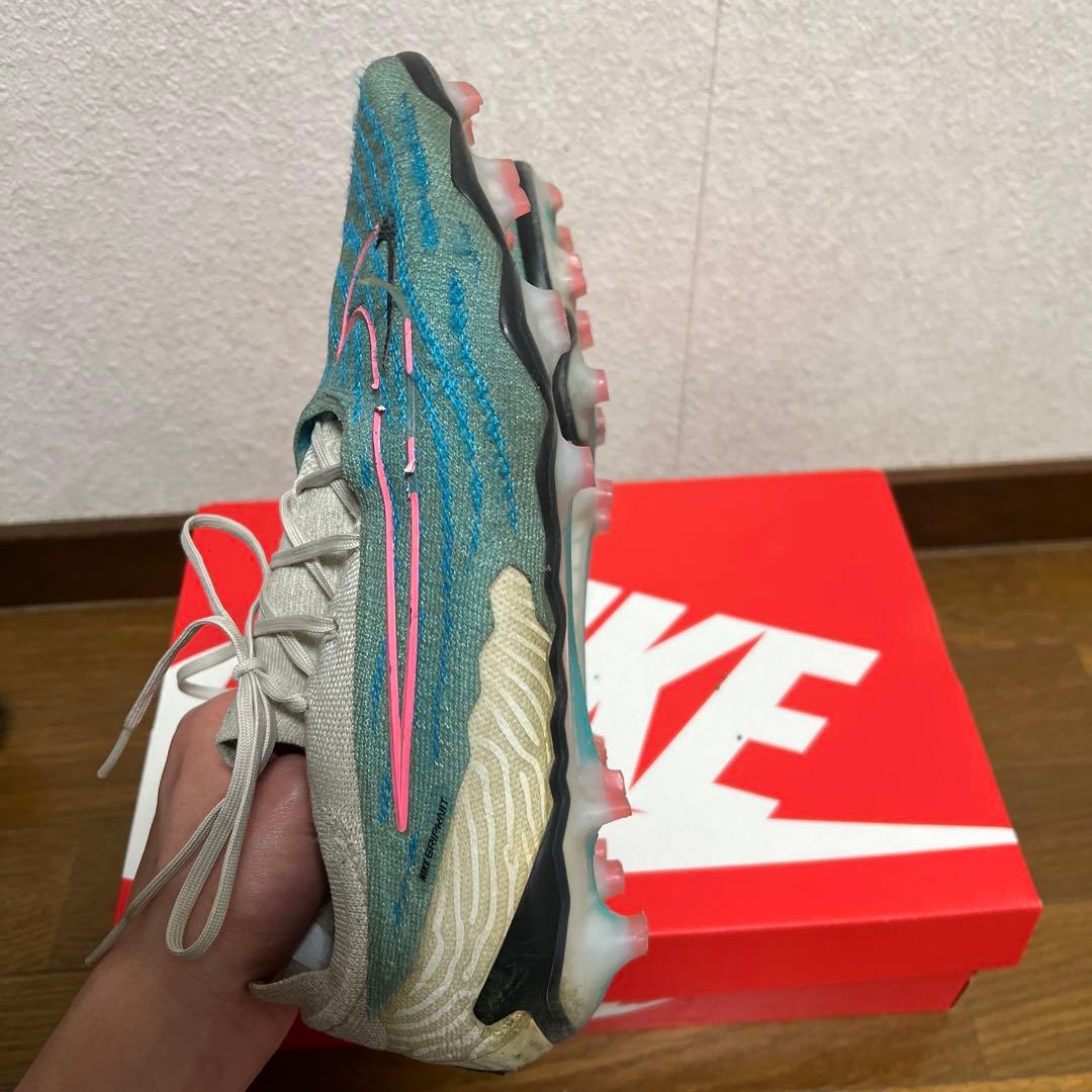 サッカースパイクNIKE ファントムGXエリート fg