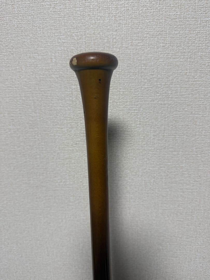 ビクタス　硬式木製バット　84cm タティス