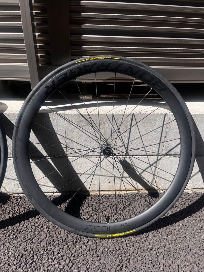 Bontrager Aeolus Pro 37 TLR ディスクロードホイール