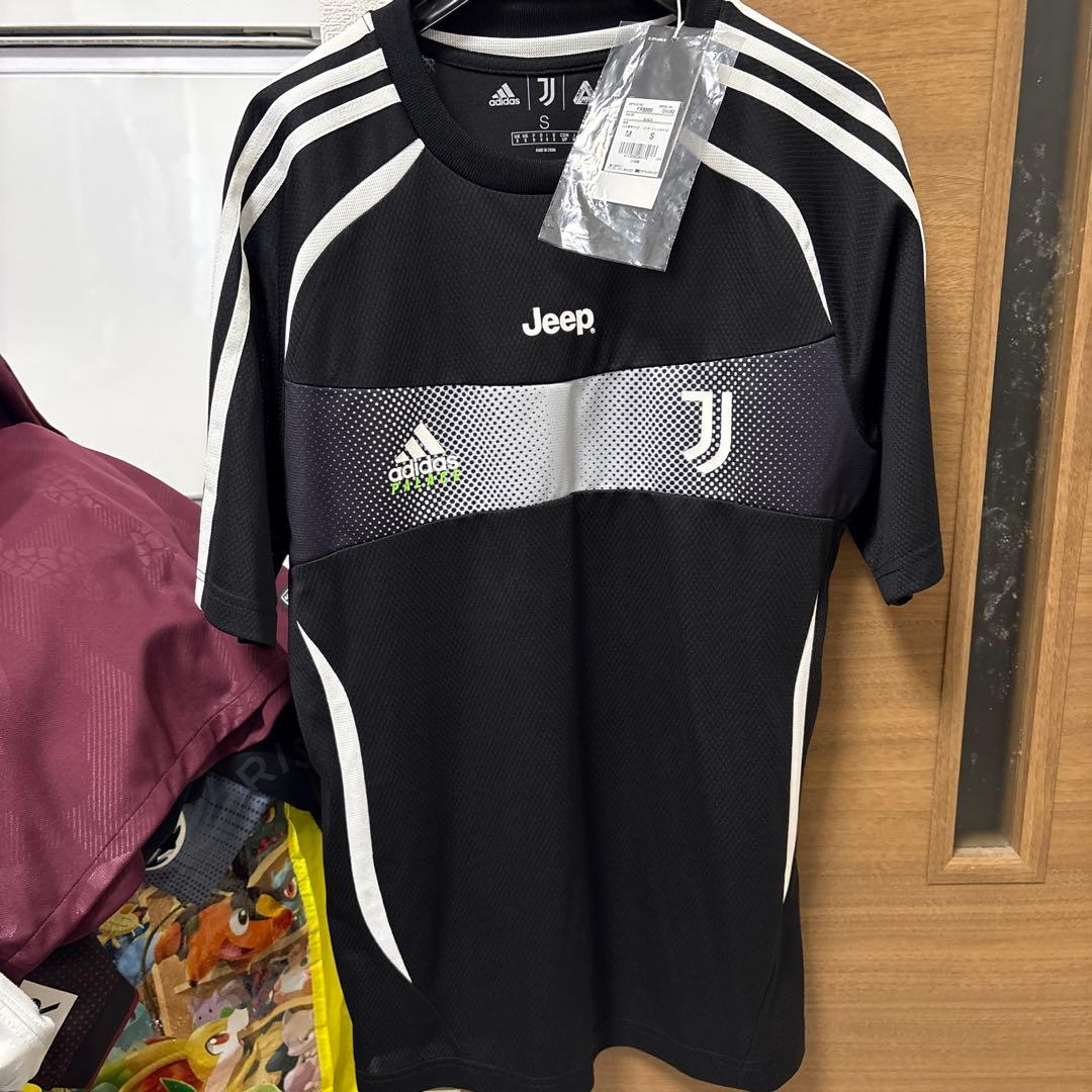 adidas Juventus シャツ 日本mサイズ　ブラック