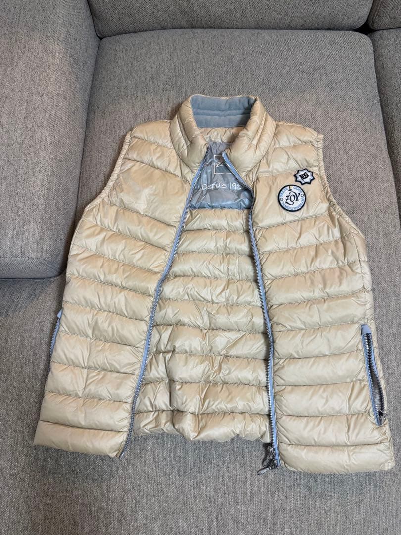 【美品】ZOY ゴルフ ダウンベスト サイズ36 ベージュ