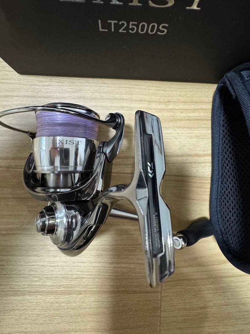 リール DAIWA EXIST LT2500S