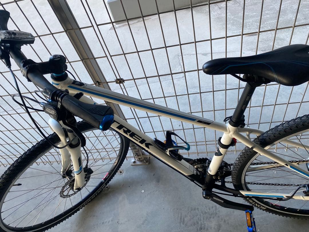 TREK 8.4DS マウンテンバイク