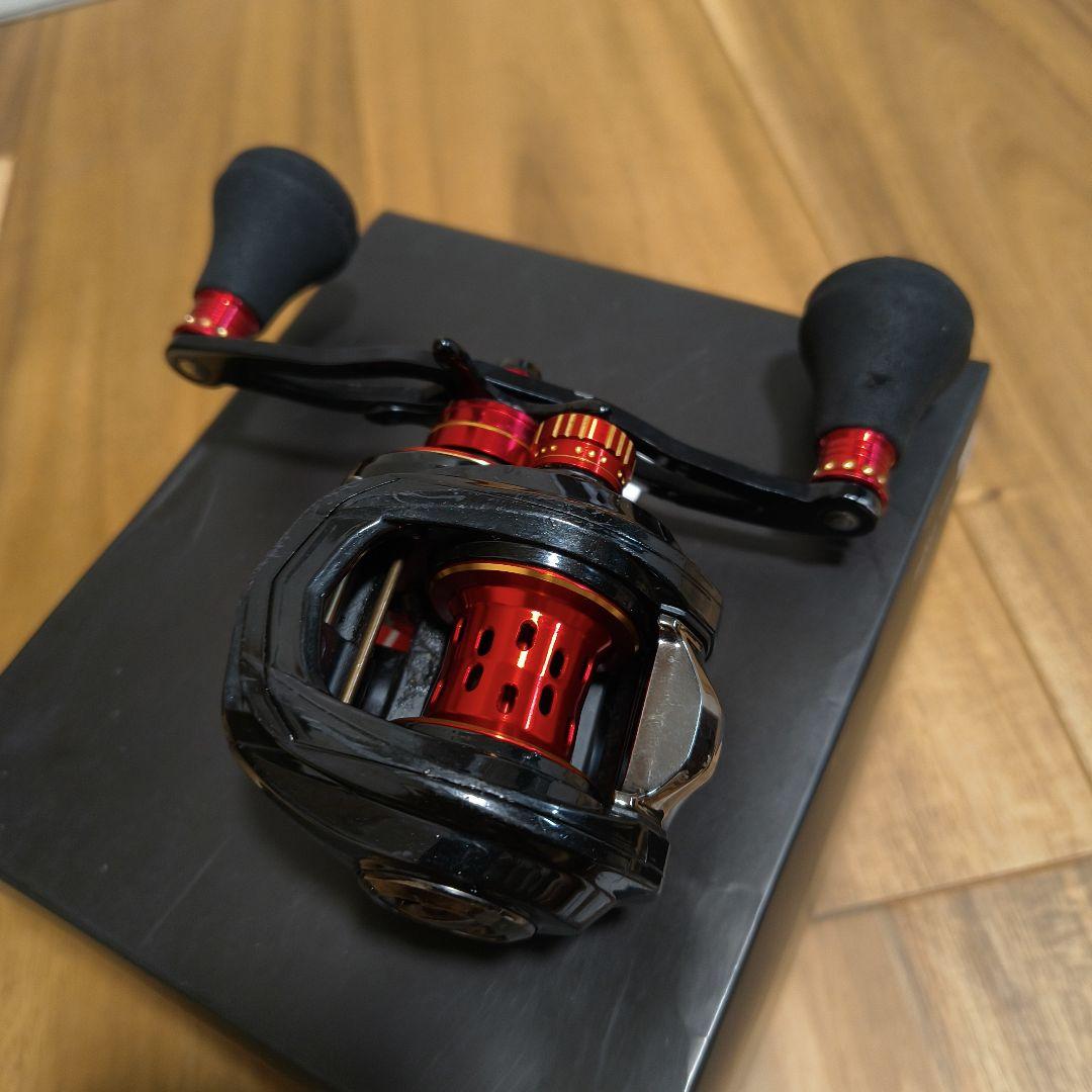 Abu Garcia REVO TRV ベイトリール