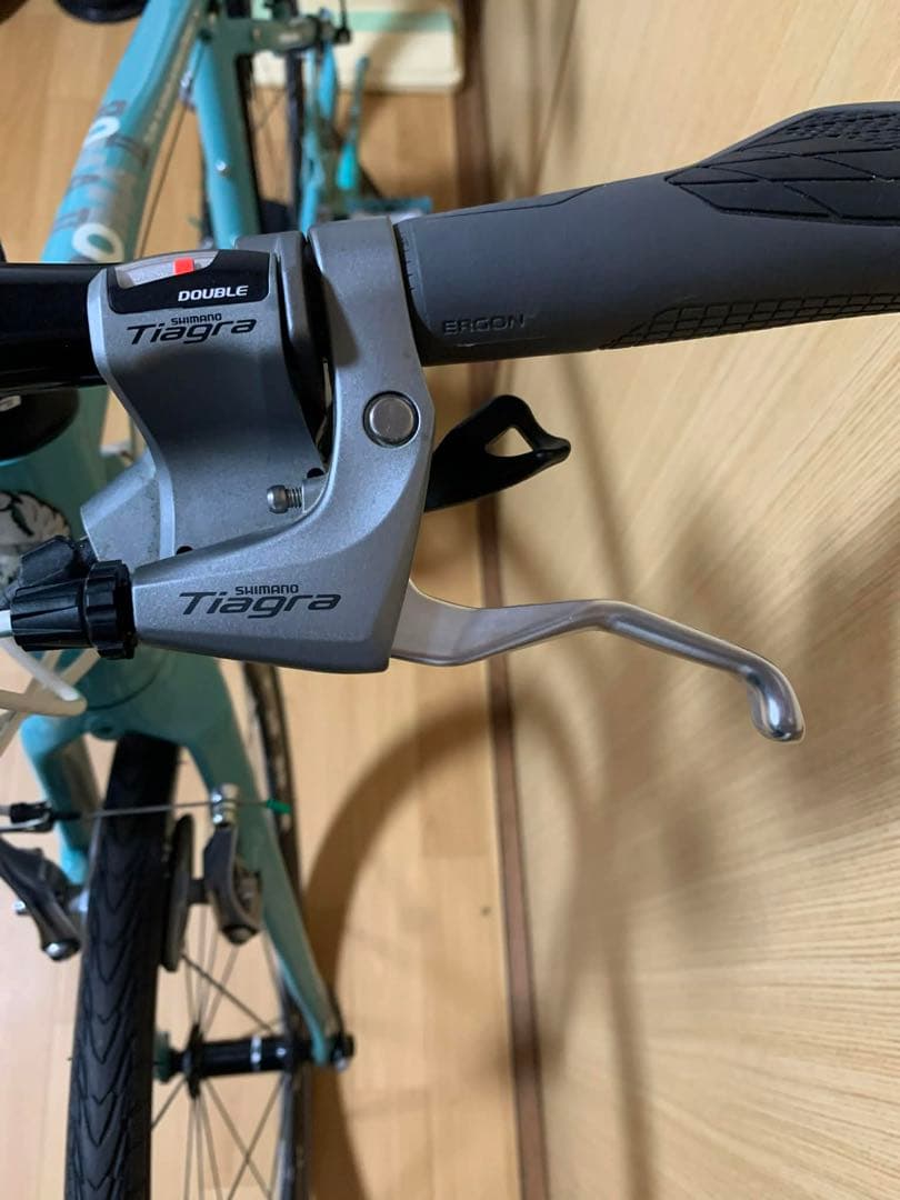 タコ　美品Bianchi ROMA II 水色 クロスバイク2x10s