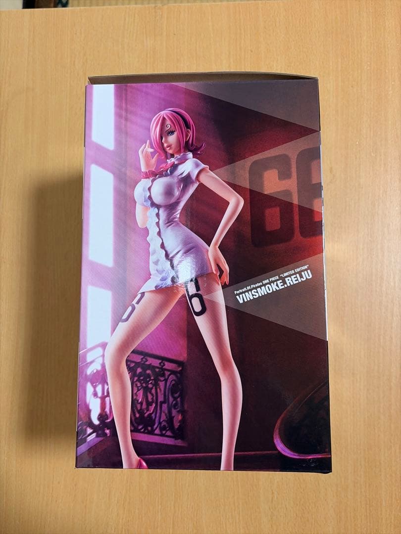 ワンピース Vinsmoke Reiju 限定版フィギュア