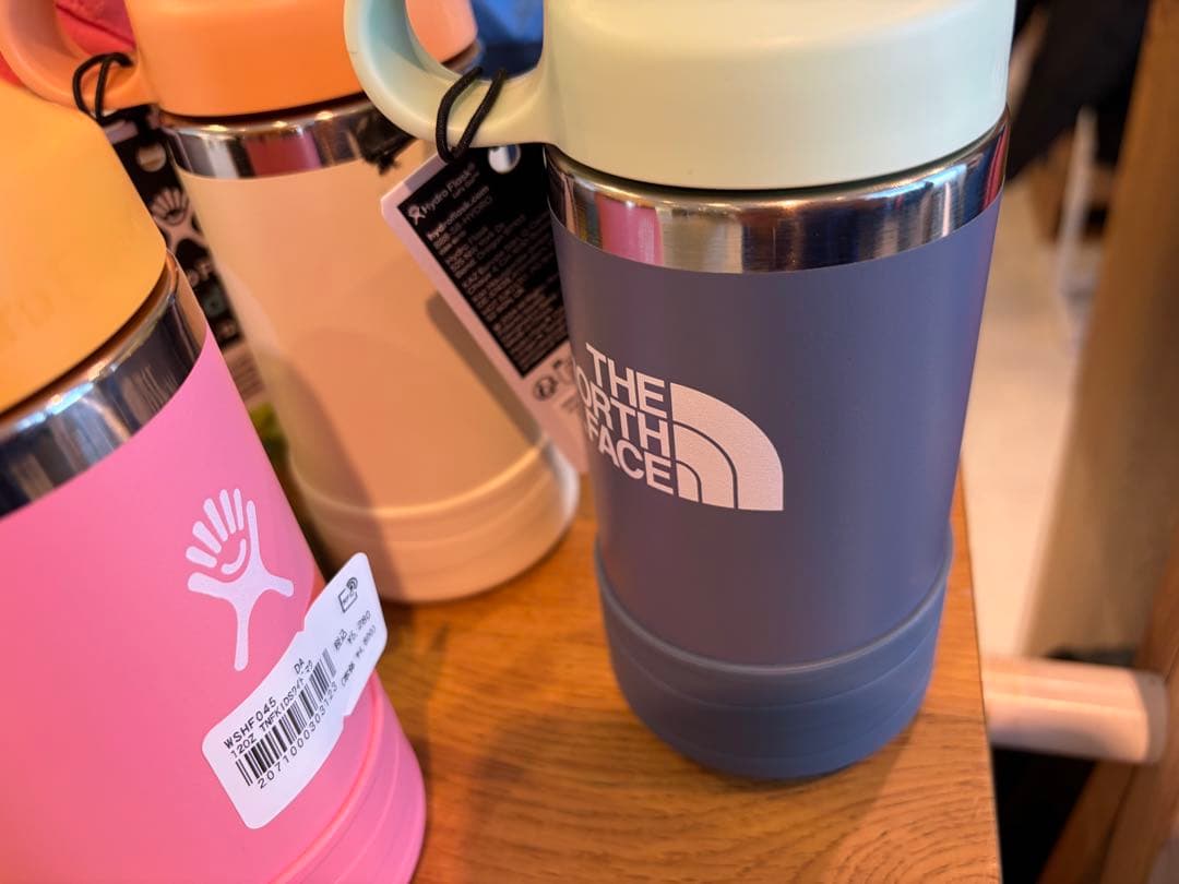 THE NORTH FACE ピンク水筒　コラボ　ハイドロとノースフェイス