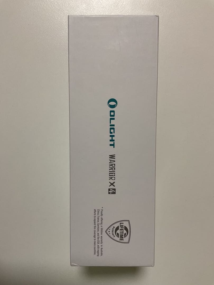 OLIGHT Warrior X 4 懐中電灯
